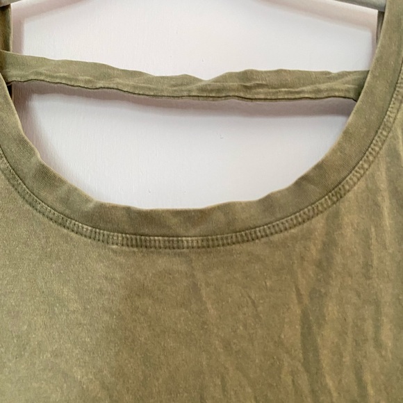 green open neck short sleeve dress - Picture 2 of 4